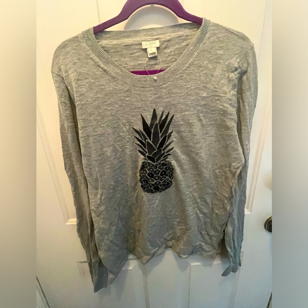 NWOT Women’s J. Crew Factory Gray Pineapple Embroidered Sweater, Size L